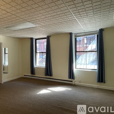 Rent this studio apartment on 312 Marlborough St