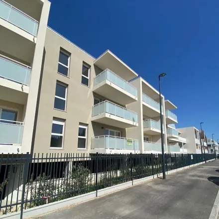 Rent this 2 bed apartment on 66 Route de la Crau in 13200 Arles, France