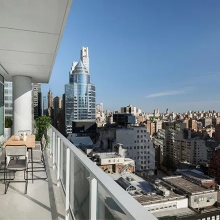 Buy this 2 bed condo on 200 East 59th Street in New York, NY 10022