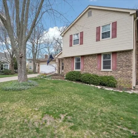 Image 3 - 374 Forest Lane, Schaumburg, IL 60193, USA - House for sale