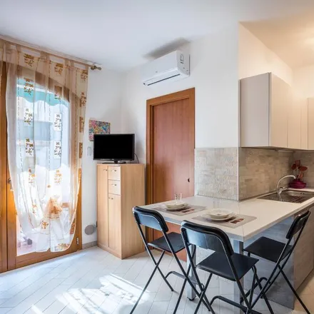 Rent this studio apartment on 37019 Peschiera del Garda VR