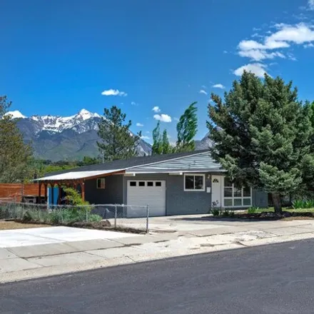 Buy this 5 bed house on 926 East Carnation Drive in White City, UT 84094