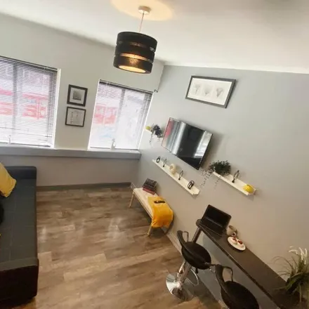 Image 1 - Taman's Barber Shop, B1301, South Shields, NE33 5DX, United Kingdom - Apartment for rent