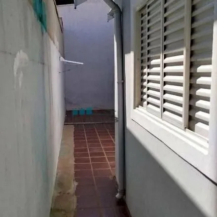 Buy this 2 bed house on Rua Anita Garibaldi in Nhô Quim, Piracicaba - SP