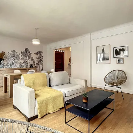 Rent this 5 bed apartment on Hôtel de Ville de Dunkerque in Place Charles Valentin, 59386 Dunkirk