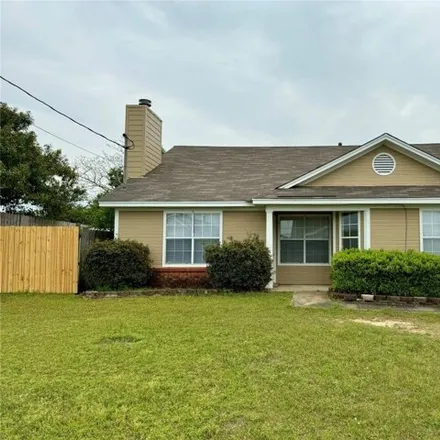 Rent this 3 bed house on 966 Mister Drive in Montgomery, AL 36117
