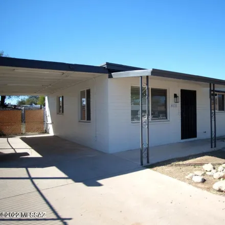 Buy this 3 bed house on 4650 East 16th Street in Tucson, AZ 85711