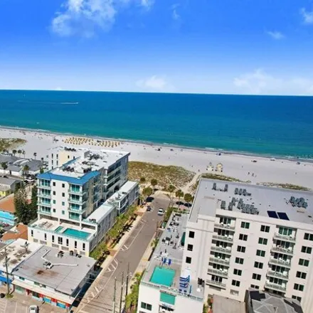 Buy this 4 bed condo on Beach Fire in Avalon Street, Clearwater
