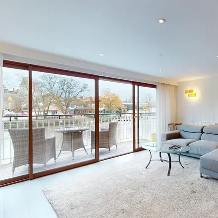 Rent this 4 bed townhouse on Eton College Boathouse in Brocas Street, Eton
