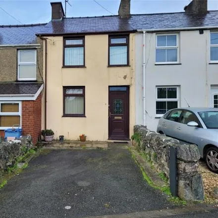 Buy this 2 bed townhouse on unnamed road in Llanfaglan, LL54 7UT