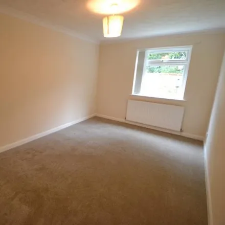 Image 5 - Glen Close, Andover, SP10 3LZ, United Kingdom - Apartment for rent