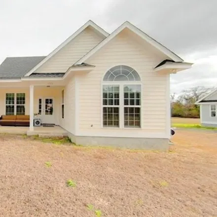 Buy this 3 bed house on 1611 Upper Hawthorne Trail in Cairo, GA 39828