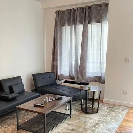 Rent this 1 bed house on 328 East 109th Street in New York, NY 10029