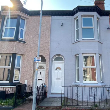 Rent this 3 bed townhouse on Burns Street in Sefton, L20 4XG
