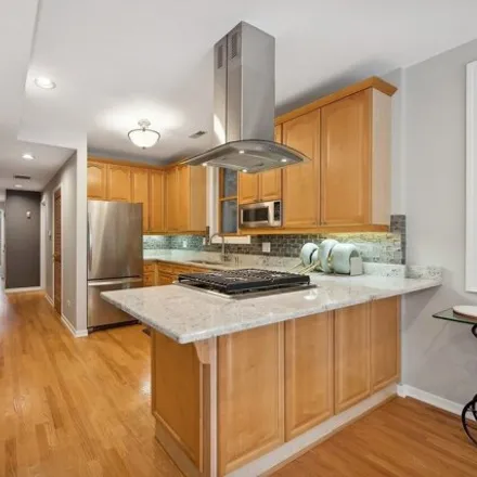 Image 7 - 857 West Wrightwood Avenue, Chicago, IL 60614, USA - Condo for sale