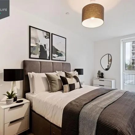 Image 6 - 46 Bridgend Crescent, London, RM13 8XJ, United Kingdom - Apartment for rent