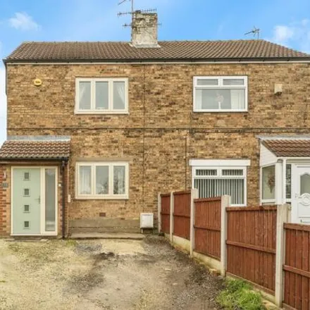 Buy this 2 bed duplex on Sheffield Road in Conisbrough, DN12 2AS