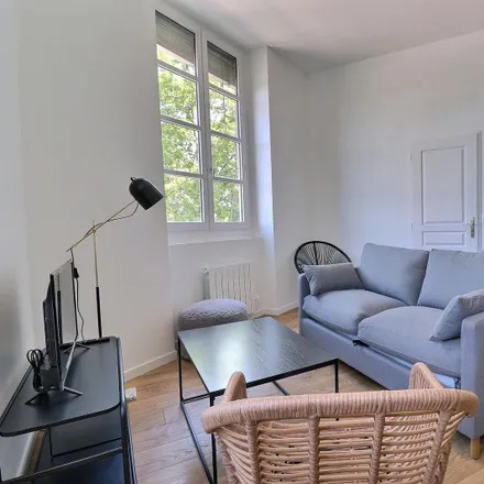 Image 5 - 38 Cours d'Herbouville, 69004 Lyon 4e Arrondissement, France - Apartment for rent