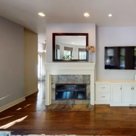 Buy this 5 bed apartment on 1713 North Bissell Street in Lincoln Park, Chicago