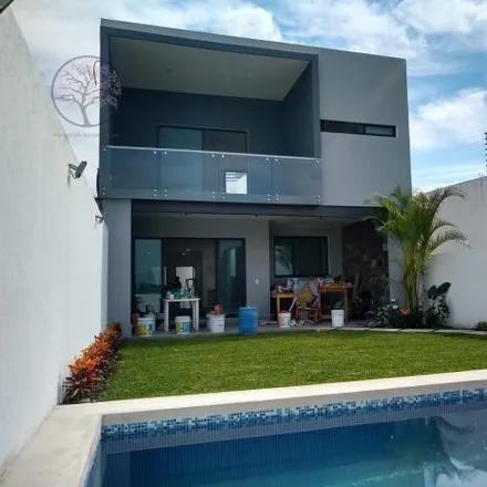 Buy this 3 bed house on Extra in Paseo Burgos, Fraccionamiento Burgos de Cuernavaca