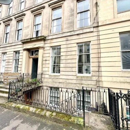 Rent this 5 bed apartment on West Princes Street in Glasgow, G4 9BY