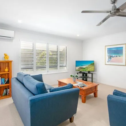 Rent this 2 bed house on Yamba NSW 2464