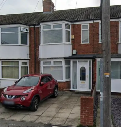 Buy this 3 bed townhouse on Roslyn Road in Hull, HU3 6XG
