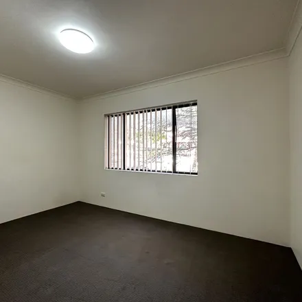 Image 4 - 2 Nelson Street, Penshurst NSW 2222, Australia - Apartment for rent
