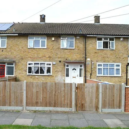 Rent this 3 bed townhouse on Corbridge House in Throwley Close, London