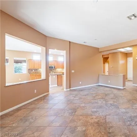 Image 7 - Blue Feather Street, Henderson, NV 89052, USA - House for sale