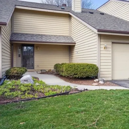 Image 2 - 5958 Forest Lane, Fitchburg, WI 53711, USA - Townhouse for sale