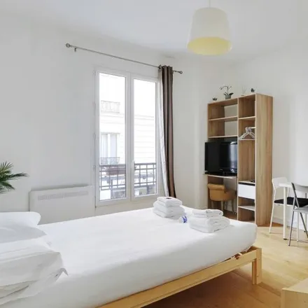 Rent this studio apartment on 40 Rue Jean Jaurès in 92300 Levallois-Perret, France