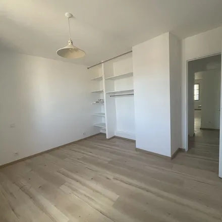 Rent this 2 bed apartment on 9 Quai Laurens in 34064 Montpellier, France