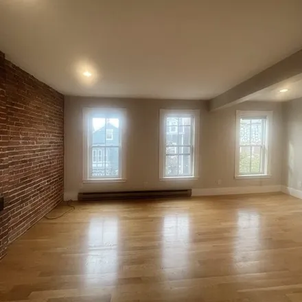 Image 3 - Central Square, 29 Princeton Street, Boston, MA 02128, USA - Apartment for rent