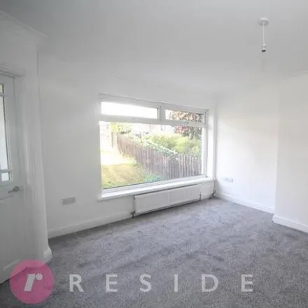 Image 6 - Mountain Ash, Rochdale, OL12 7JD, United Kingdom - Townhouse for rent