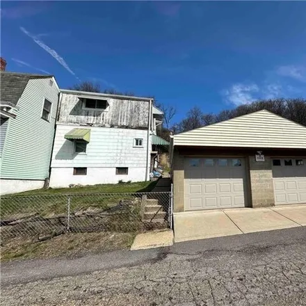 Image 8 - 517 Ridge Avenue, Stowe Township, Allegheny County, PA 15136, USA - House for sale