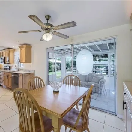 Image 4 - 2166 Harbor Lane, Collier County, FL 34104, USA - House for sale
