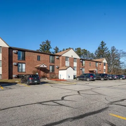 Buy this 2 bed condo on 36R English Village Road in Manchester, NH 03102