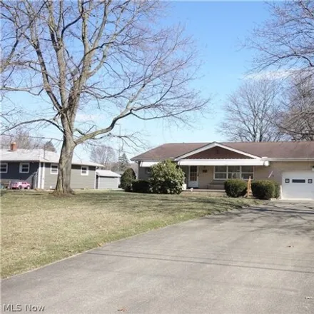 Image 2 - 4919 Will Drive, New Franklin, OH 44319, USA - House for sale