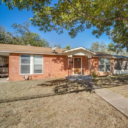 Buy this 3 bed house on 612 North Llano Street in Fredericksburg, TX 78624