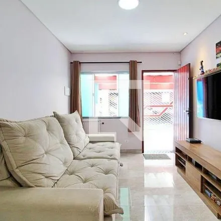 Buy this 2 bed house on Rua Gomes Freire in Jardim Santo Antônio, Santo André - SP