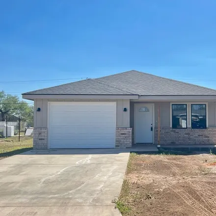 Buy this 3 bed house on 163 East 42nd Street in San Angelo, TX 76903