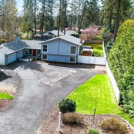 Buy this 6 bed house on 4600 East Lane Park Road in Spokane County, WA 99021