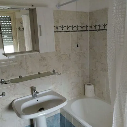 Rent this 2 bed apartment on Calzoleria Moderna in Via Venti Settembre 10, 67051 Avezzano AQ