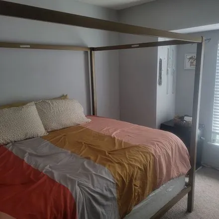 Rent this 2 bed apartment on 5698 Bonita Vista Way in Del Rio, Hillsborough County