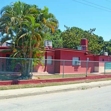 Rent this 3 bed house on Cienfuegos in Pueblo Nuevo, CIENFUEGOS