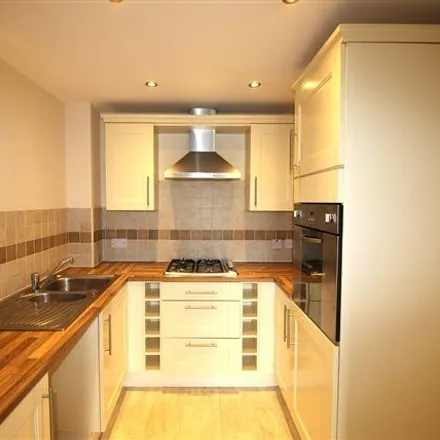 Image 2 - Queen Street, Worksop, S80 2DL, United Kingdom - Apartment for rent