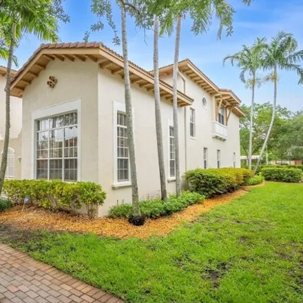 Buy this 3 bed townhouse on 2500 NW 4th St in Boynton Beach, Florida