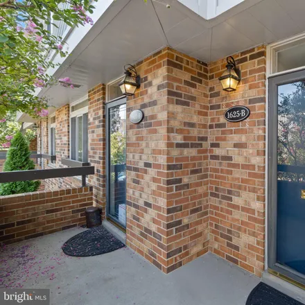 Image 4 - 1645 South Hayes Street, Arlington, VA 22202, USA - Townhouse for rent