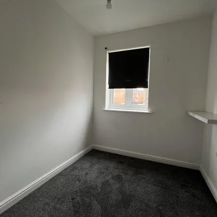 Image 9 - Penrhyn Close, Corby, NN18 8PR, United Kingdom - Duplex for rent